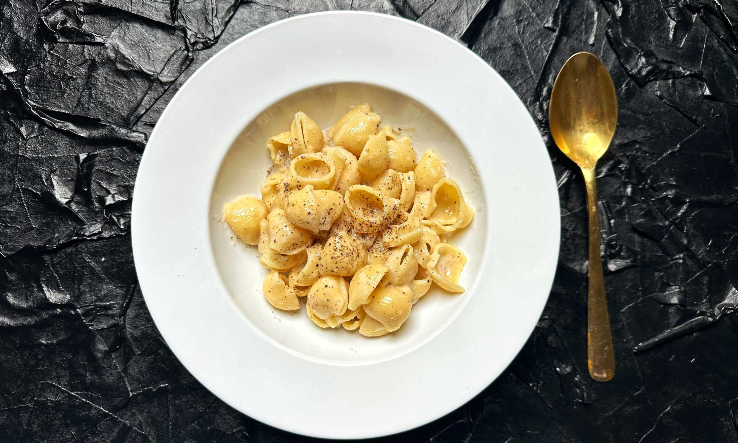 Cacio e Pepe Pasta